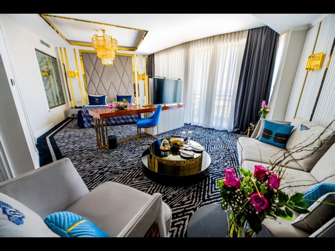 Deluxe Suite Room