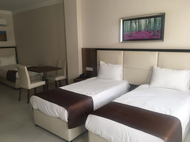 Standard Room (3 Person)