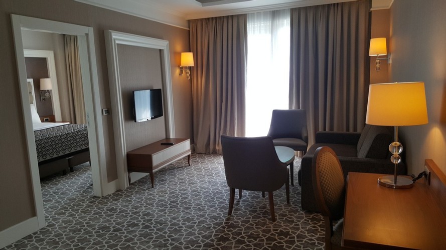 Corner Suit Fırsat Oda