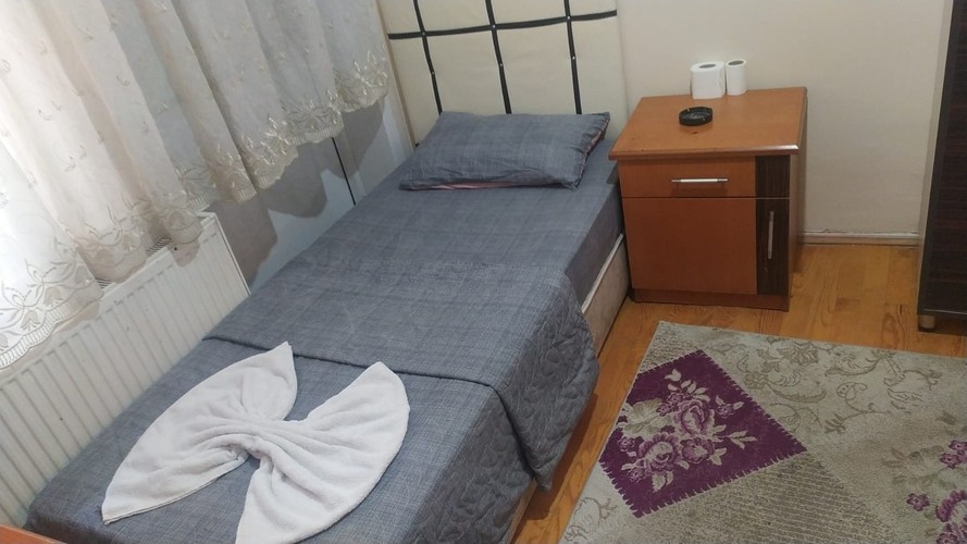 Single Room (1 Person)