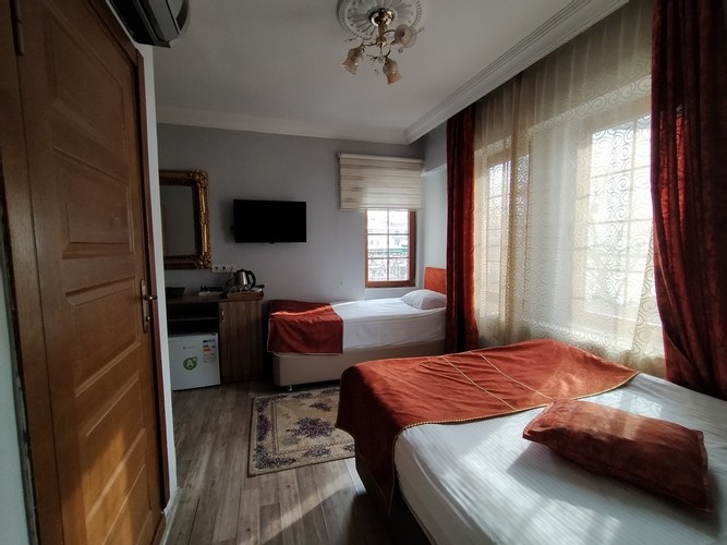 Standard Room (3 Person)