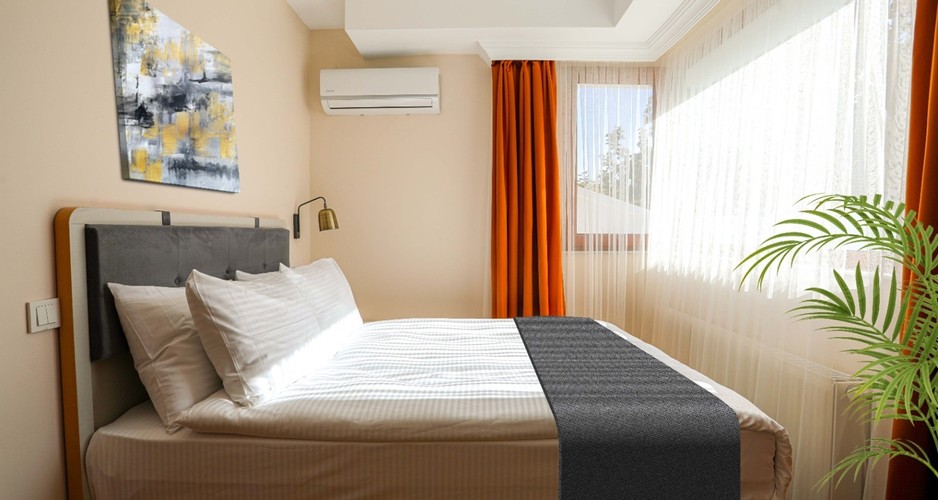 Economy Room (1 Person)