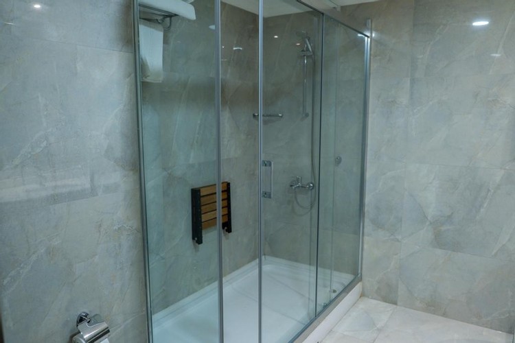 Single Room (1 Person)