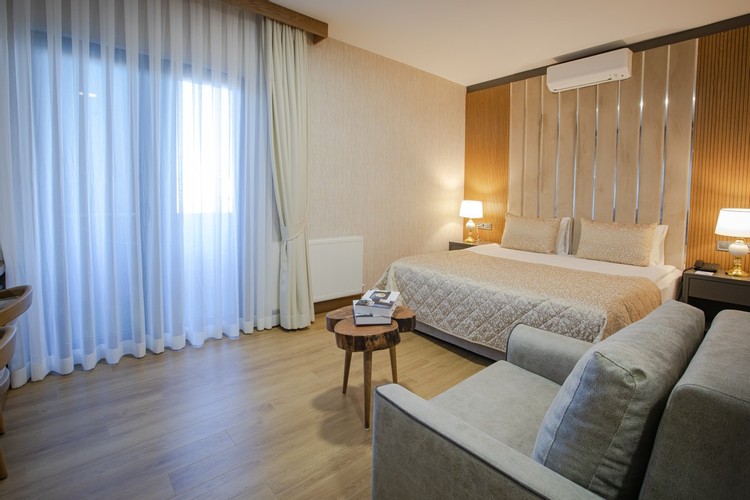 Teras Oda (Teraslı)