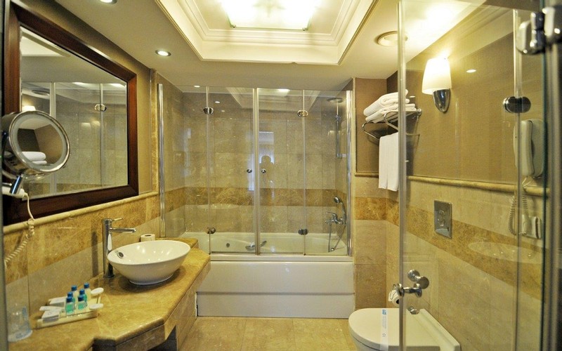 Suite Room (Jacuzzi)