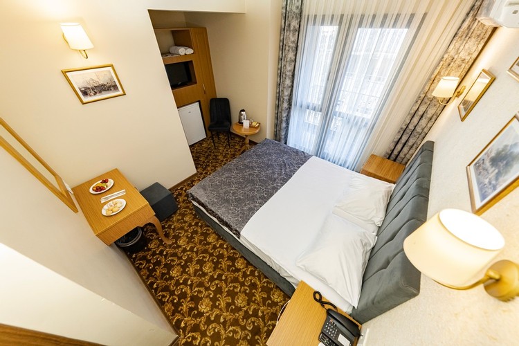 Standart Şehir Manzaralı Oda (1 Kişilik)