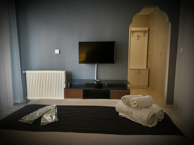 Apart (Balkonlu, Mutfaklı)