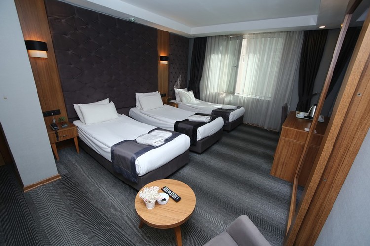 Standard Room (3 Person)