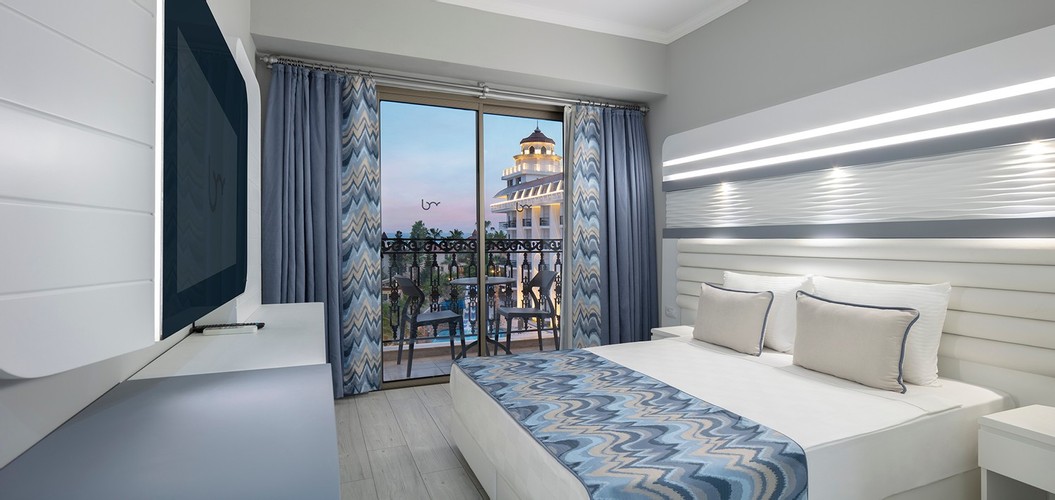 Deluxe Oda, Kısmi Deniz Manzaralı