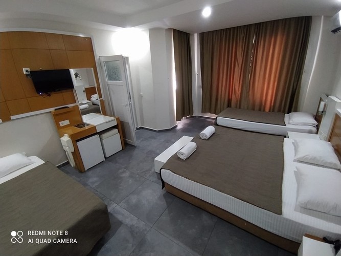 Family Room (Balcony)