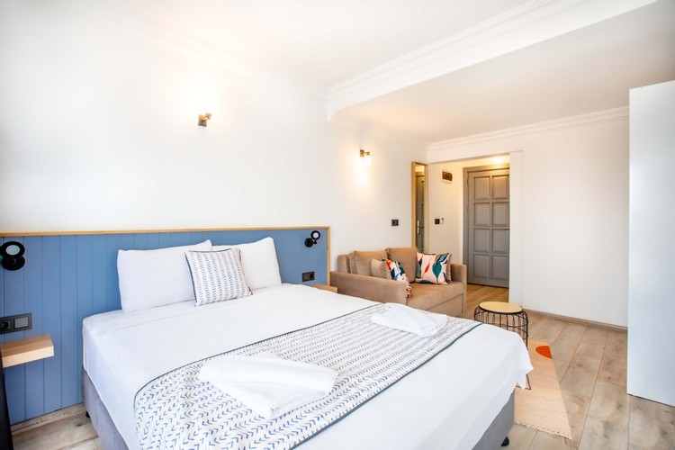 Ekonomik Apart Daire Oda, Deniz Manzaralı