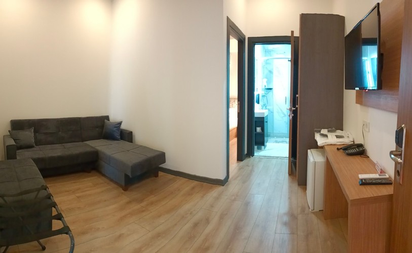 Family Room (Has No Window)