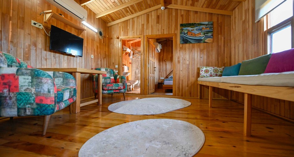 Deluxe Bungalow Room