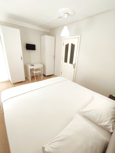 Apart 2+1 Daire Yüksek Giriş Oda