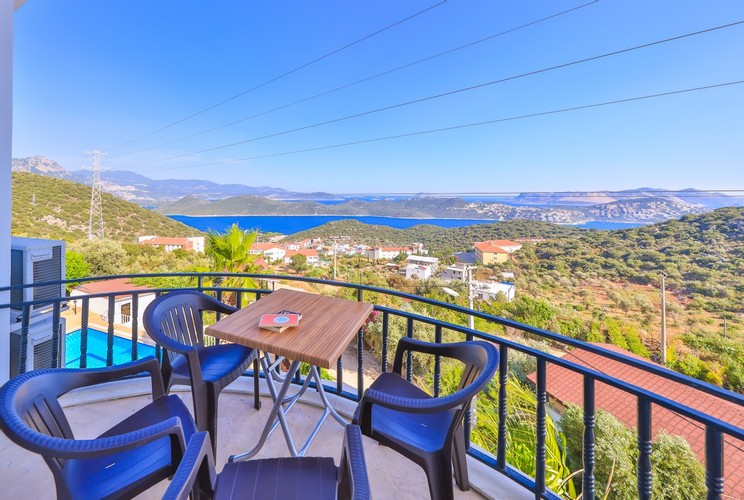 Çatı 1+1 Daire Teras Katı Oda, Deniz Manzaralı