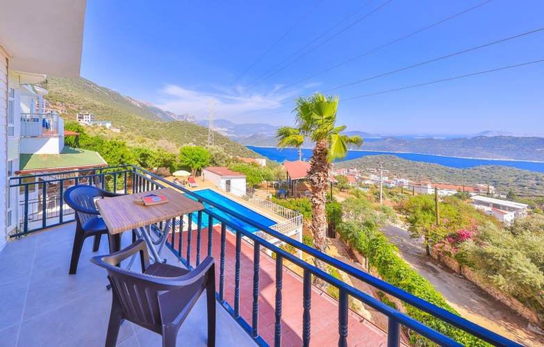 1+1 Daire, Deniz Manzaralı