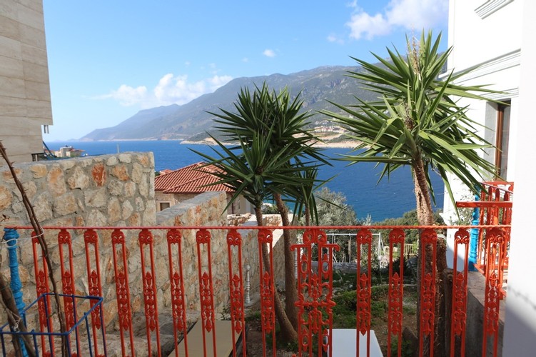 Taş Oda, Deniz Manzaralı