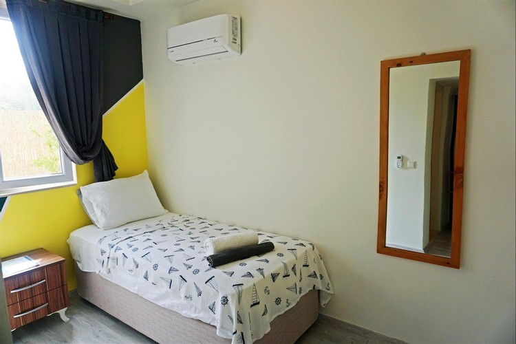 Standard Room (1 Person)