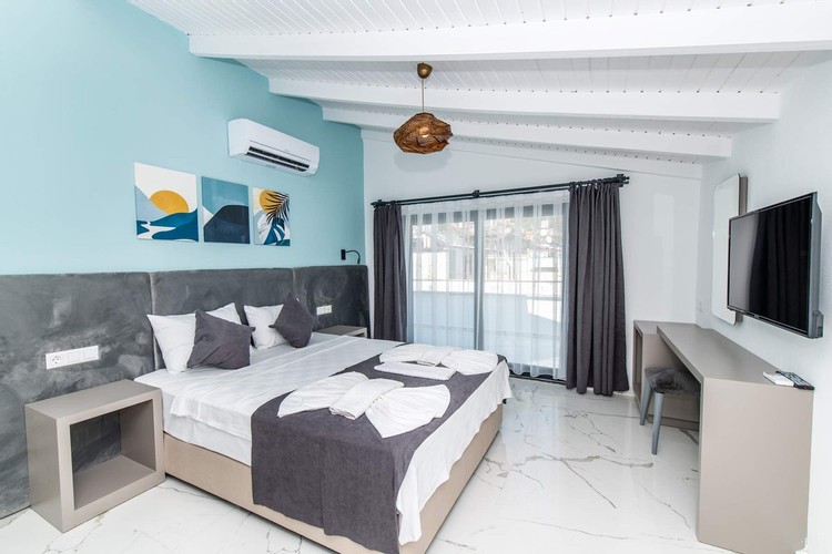 Standard Room (3 Person)