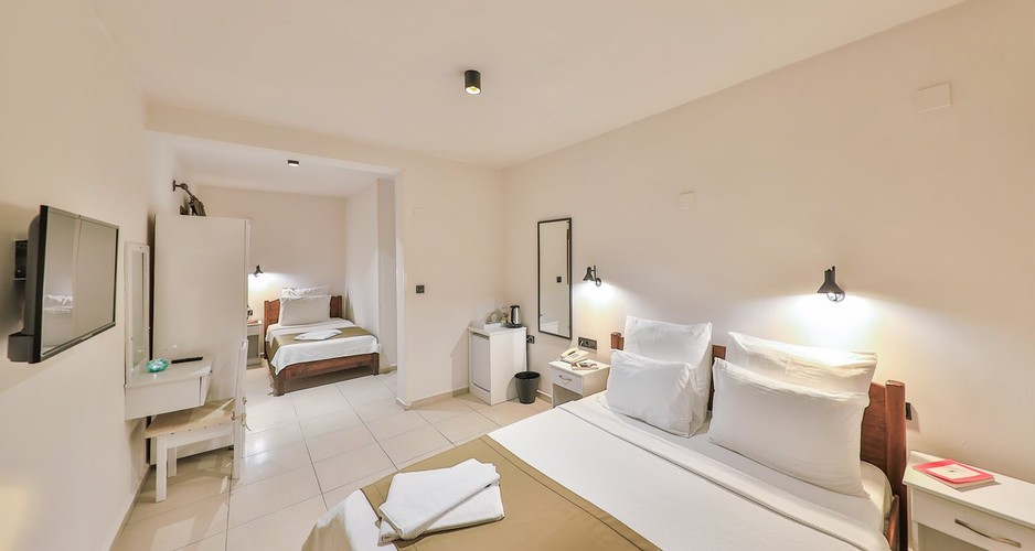 Standart Oda, Deniz Veya Kara Manzaralı (3 Kişilik)