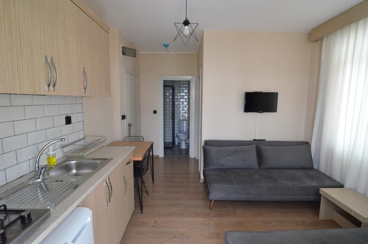 Apart 1+1 Daire, Havuz Manzaralı