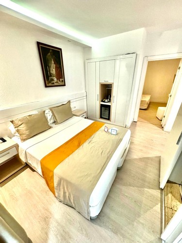 Standard Room (Balcony)