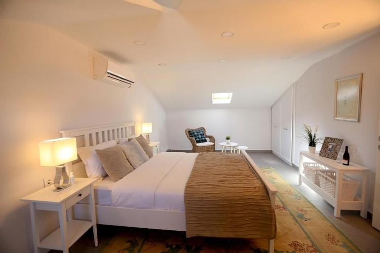 Daire Çatı Dubleks Teras Katı Oda (Jakuzi)