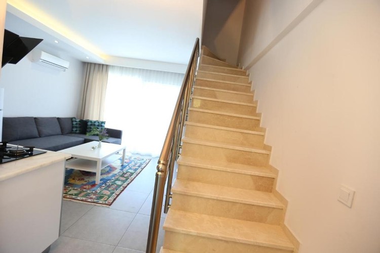 Daire Çatı Dubleks Teras Katı Oda