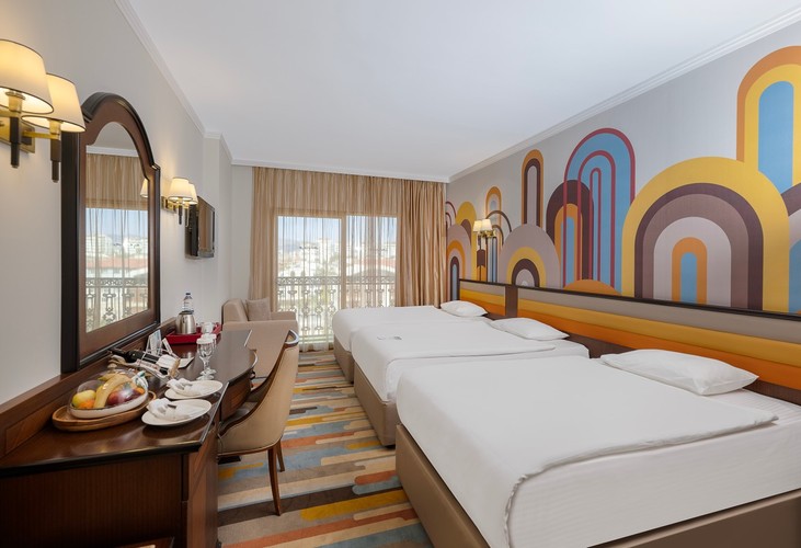 Deluxe Oda, Şehir Manzaralı (3 Kişilik)