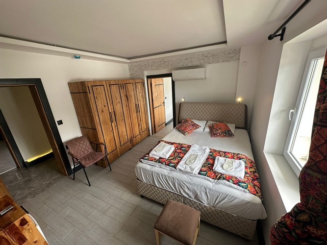 Suit Oda, Deniz Manzaralı (4 Kişilik)