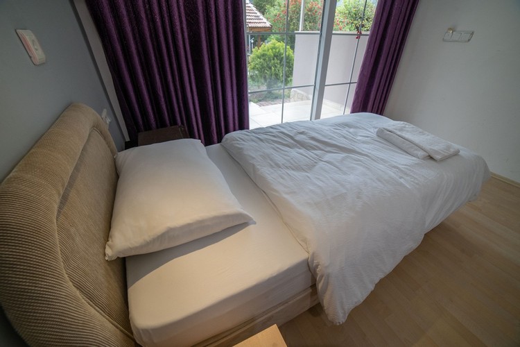 Standart Oda, Bahçe Manzaralı