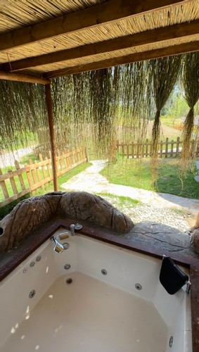 Deluxe Suite Room (Jacuzzi)