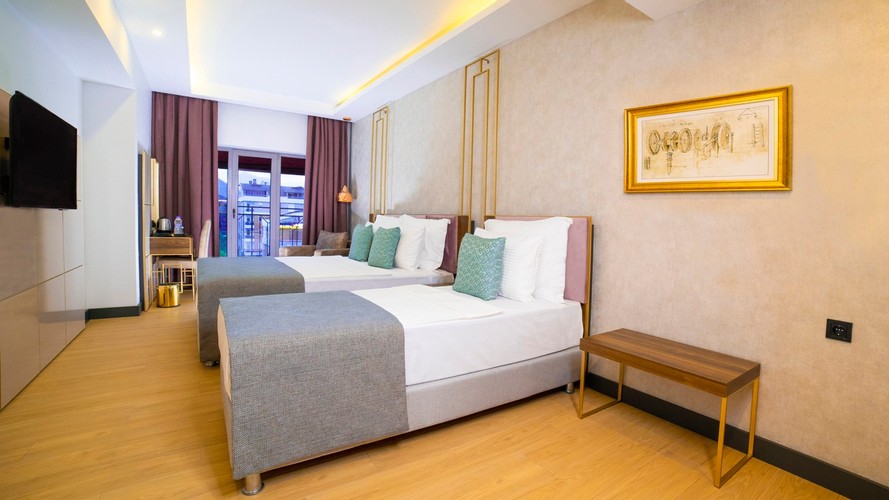 Standard Room (3 Person)