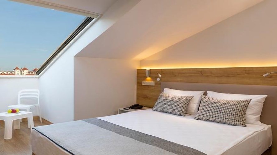 Çatı Teras Katı Oda