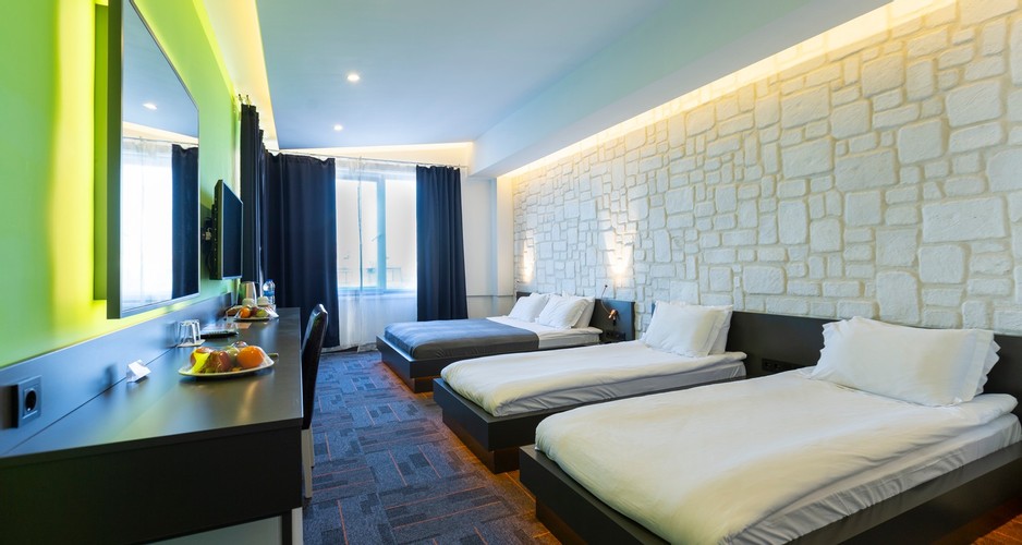 Family Roof Room, Sea View