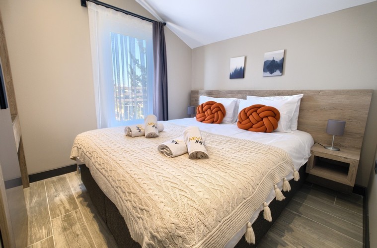 Daire Teras Oda (Teraslı)