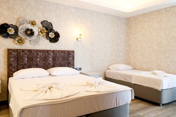 Deluxe Oda (3 Kişilik)