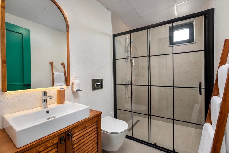 Suite Room (Jacuzzi)