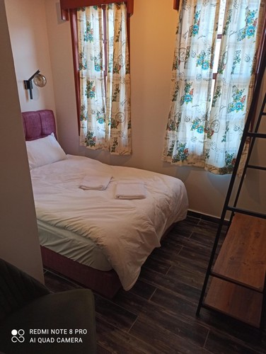 Standard Room, Land View