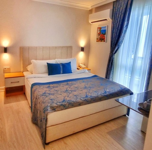 Standard Room (Balcony)