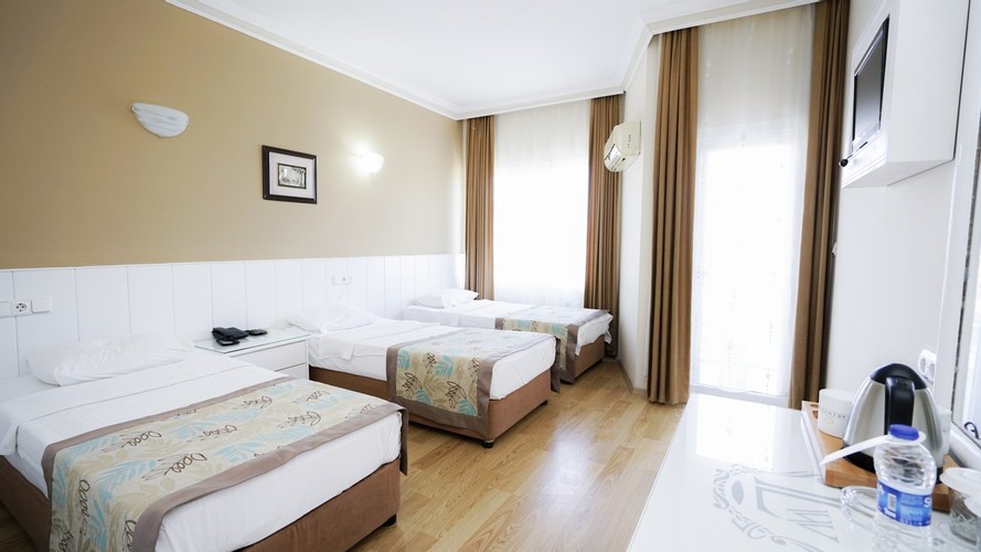 Standart Oda, Kara Manzaralı (3 Kişilik)