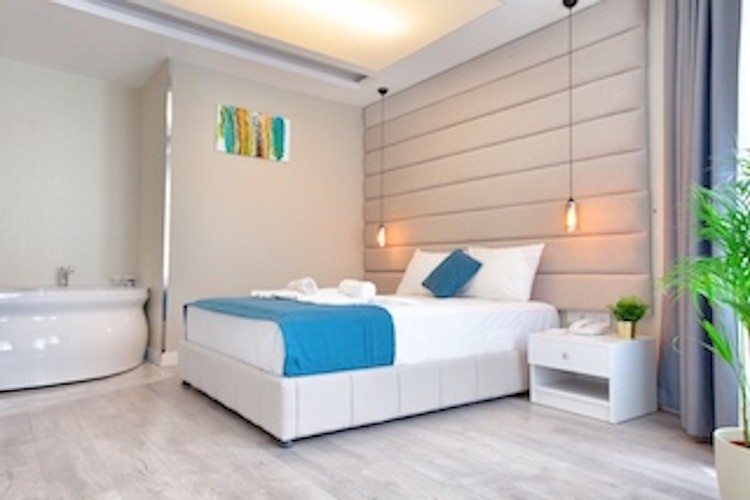 Suite Room (Jacuzzi)