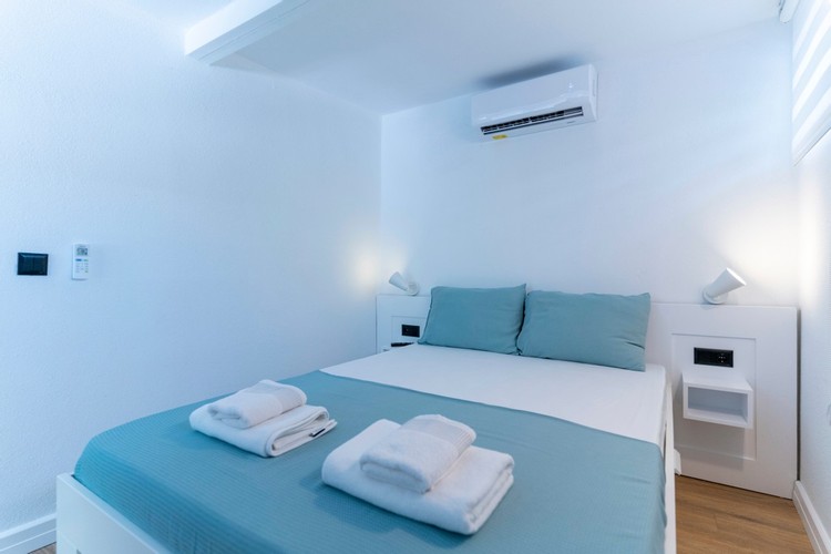 Studio Room, Garden View (Kitchen)