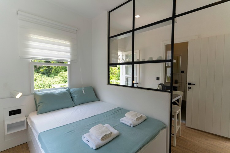 Studio Room (Balcony, Kitchen)