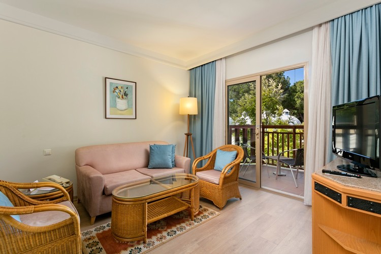 Family Bungalow Suite Room