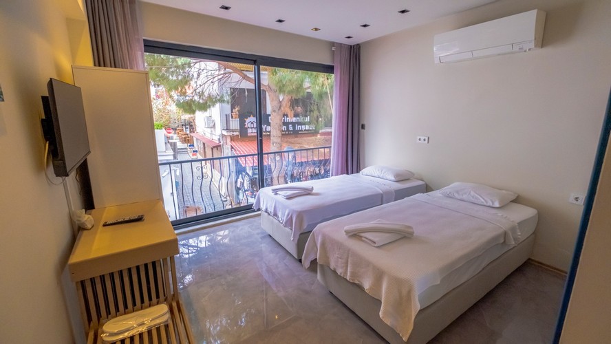 İki Ayrı Yataklı Oda