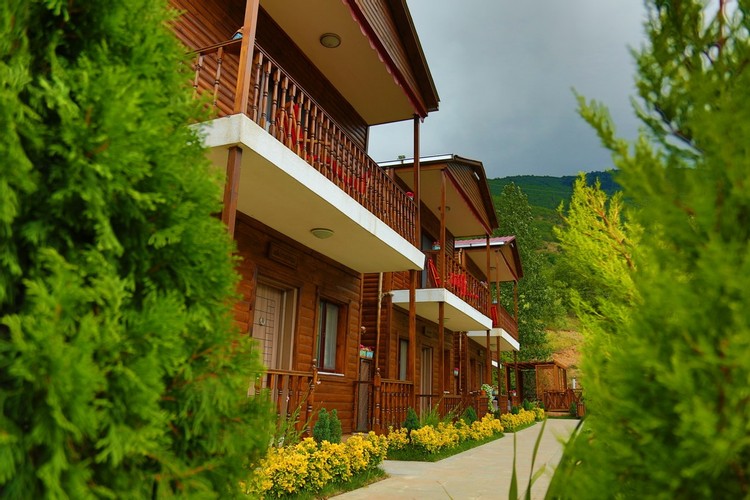 Superior Bungalov Oda (Balkonlu)