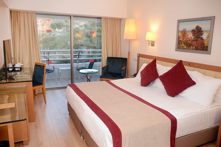 Standard Two Beds Room, Land View