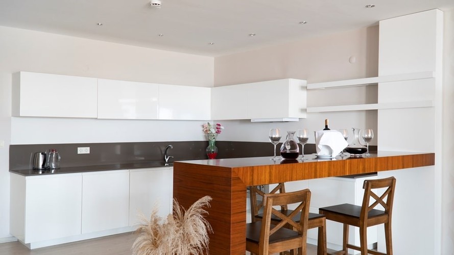 Suit Oda, Deniz Manzaralı