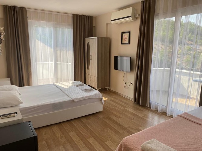 Standard Room, Lake View (3 Person)